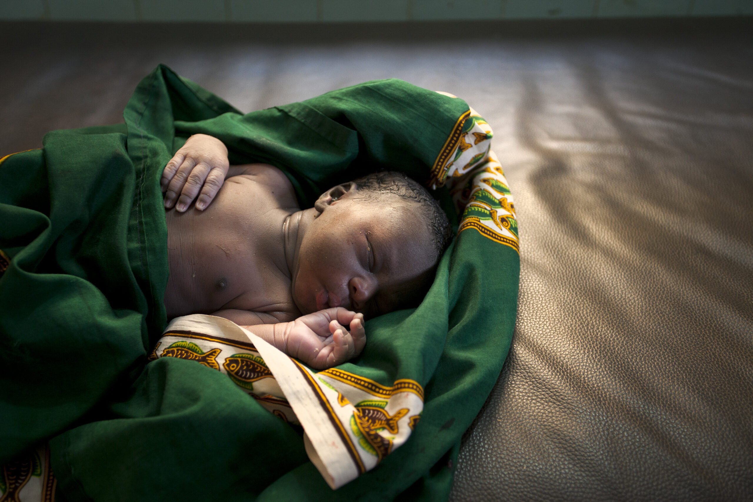 Améliorer la survie des nouveau-nés petits et malades - Les dernières découvertes sur les soins maternels kangourou (SMK)